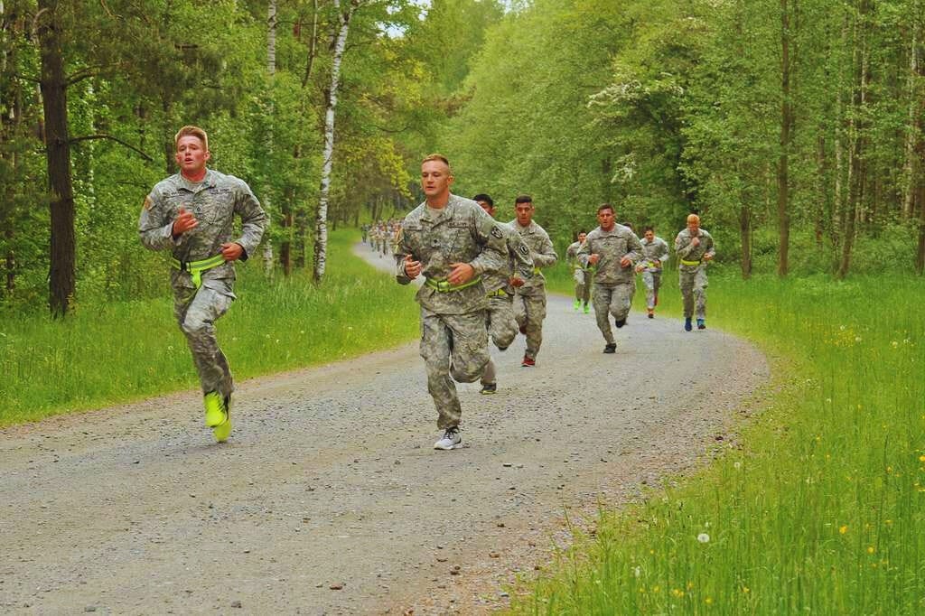 1600 meter ki running kaise kare