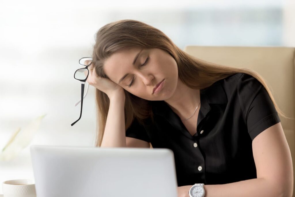 तेजी से वजन बढ़ने का कारण (Rapid weight gain in hindi)